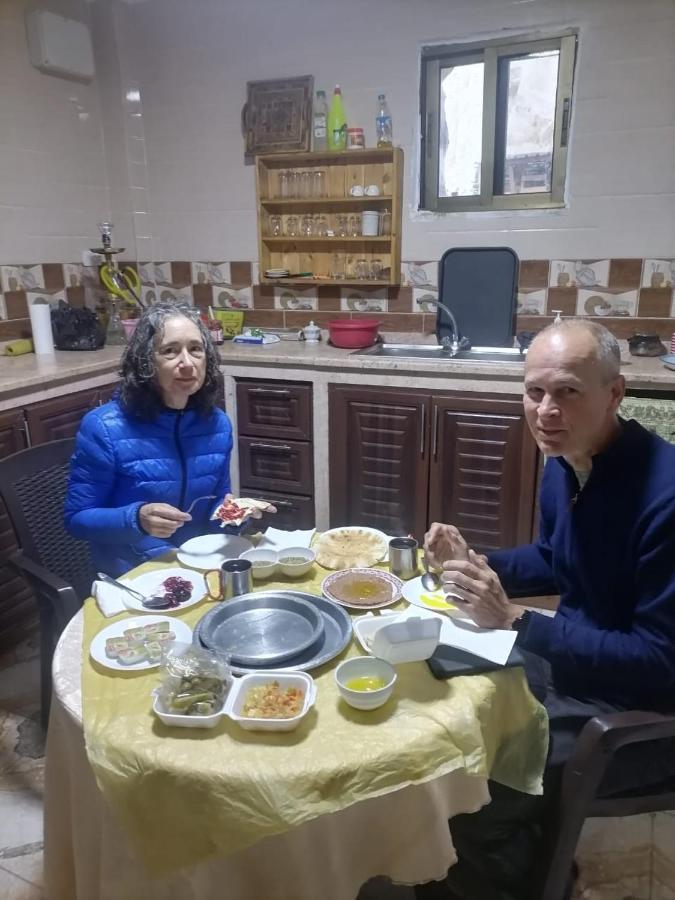 Appartement Ain Sett à Al Al Karak Extérieur photo